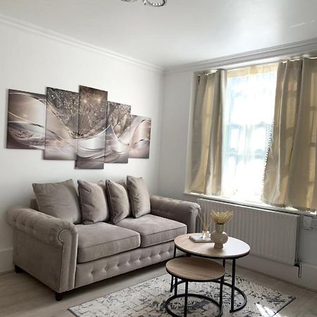 Apartamento New Look Flat In Waterloo Londres Exterior foto